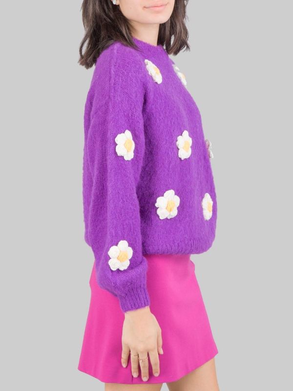 DANYA PURPLE CREW NECK SWEATER WITH DAISIES