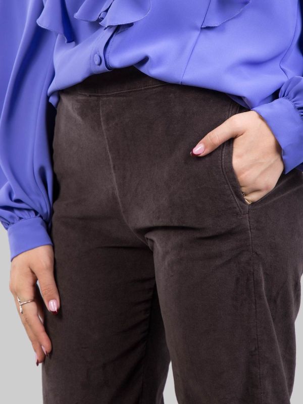 PANTALONI RELAXED CHINO A VITA ALTA MARRONE CAFFÈ IN VELLUTO ELASTICIZZATO