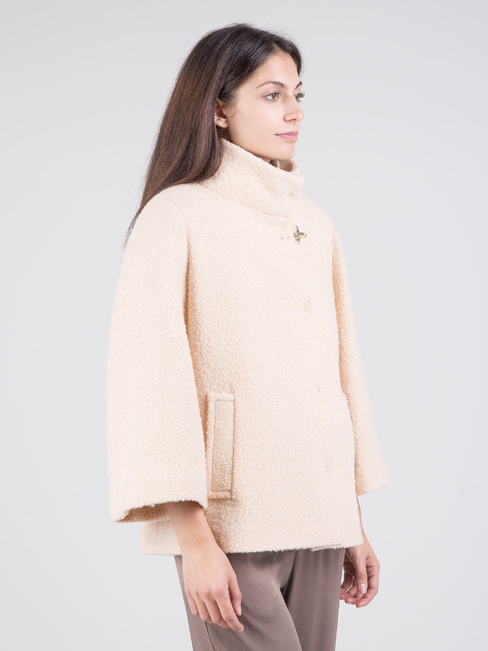 Woolen cloth cape