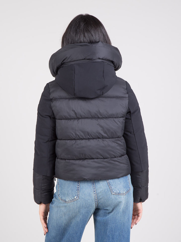 Becancour short jacket