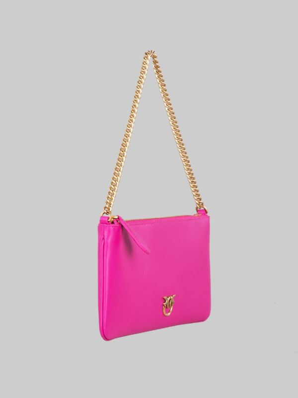 HORIZONTAL FLAT BAG IN SMOOTH FUCHSIA LEATHER WITH SHOULDER STRAP